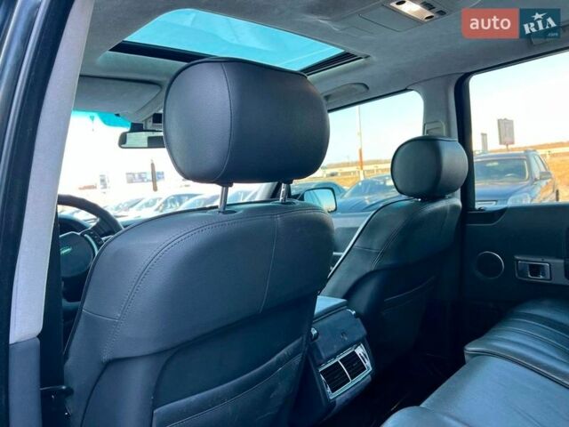 Черный Ленд Ровер Рендж Ровер, объемом двигателя 4.4 л и пробегом 282 тыс. км за 12590 $, фото 39 на Automoto.ua