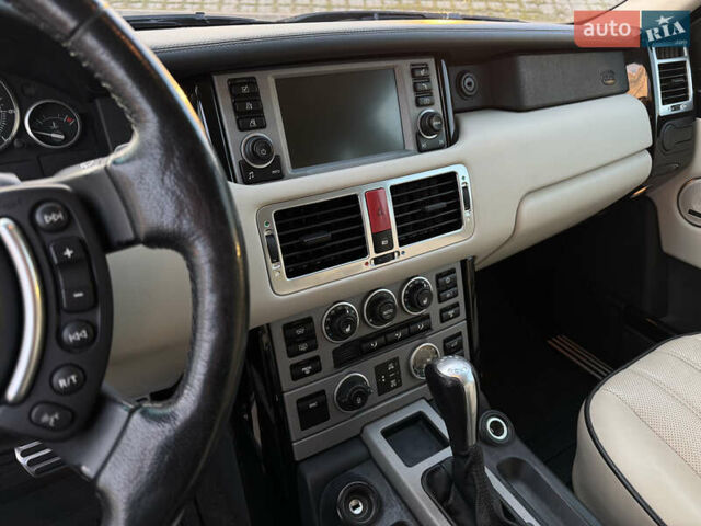 Черный Ленд Ровер Рендж Ровер, объемом двигателя 4.2 л и пробегом 184 тыс. км за 10000 $, фото 18 на Automoto.ua