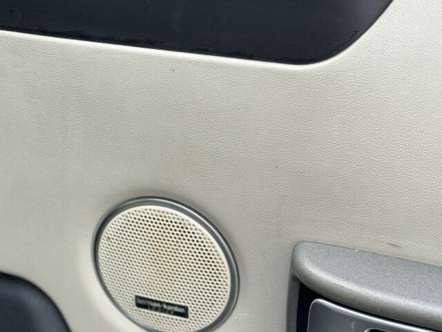 Чорний Ленд Ровер Рендж Ровер, об'ємом двигуна 3 л та пробігом 200 тис. км за 5750 $, фото 8 на Automoto.ua