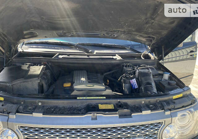 Черный Ленд Ровер Рендж Ровер, объемом двигателя 2.93 л и пробегом 415 тыс. км за 10200 $, фото 3 на Automoto.ua