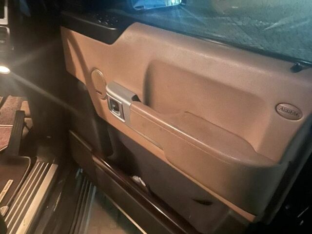 Черный Ленд Ровер Рендж Ровер, объемом двигателя 3 л и пробегом 200 тыс. км за 4500 $, фото 4 на Automoto.ua