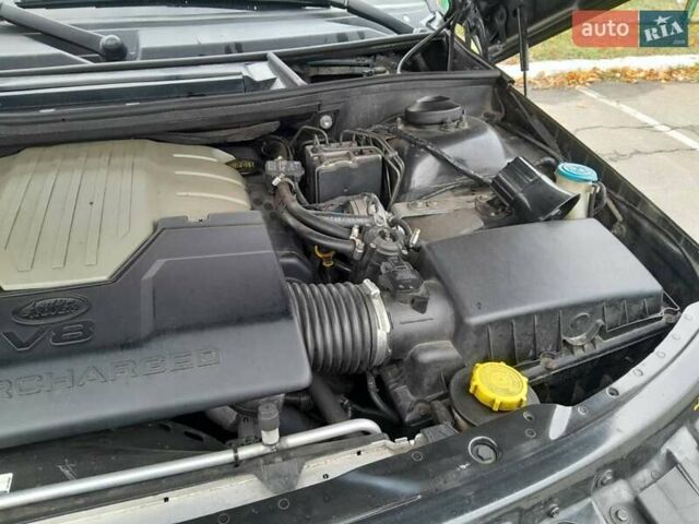 Черный Ленд Ровер Рендж Ровер, объемом двигателя 4.2 л и пробегом 325 тыс. км за 8200 $, фото 8 на Automoto.ua