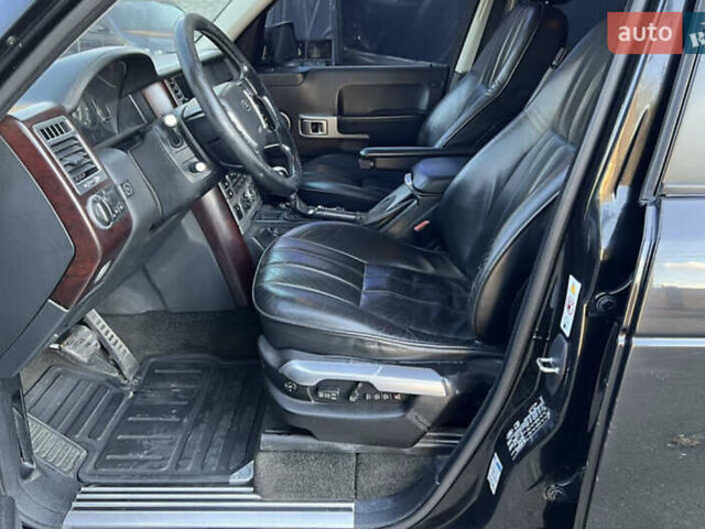 Чорний Ленд Ровер Рендж Ровер, об'ємом двигуна 4.2 л та пробігом 320 тис. км за 7300 $, фото 7 на Automoto.ua
