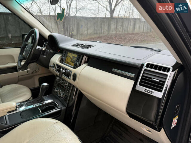 Чорний Ленд Ровер Рендж Ровер, об'ємом двигуна 4.2 л та пробігом 266 тис. км за 12500 $, фото 39 на Automoto.ua