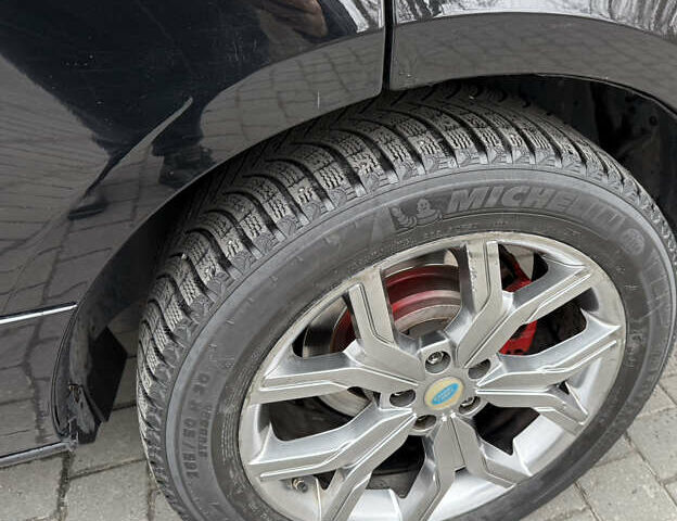 Чорний Ленд Ровер Рендж Ровер, об'ємом двигуна 4.2 л та пробігом 266 тис. км за 12500 $, фото 47 на Automoto.ua