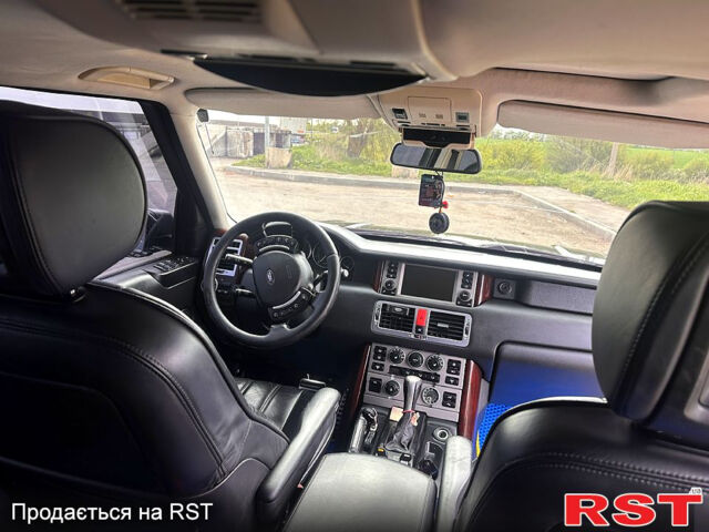 Чорний Ленд Ровер Рендж Ровер, об'ємом двигуна 4.2 л та пробігом 220 тис. км за 9500 $, фото 10 на Automoto.ua