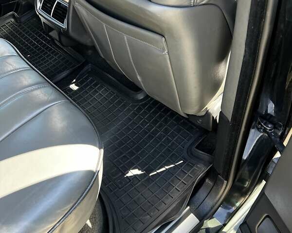 Ленд Ровер Рендж Ровер 2006 у Хмельницькому на Automoto.ua Чорний Ленд Ровер Рендж Ровер, об'ємом двигуна 4.4 л та пробігом 160 тис. км за 10000 $, фото 13 на Automoto.ua