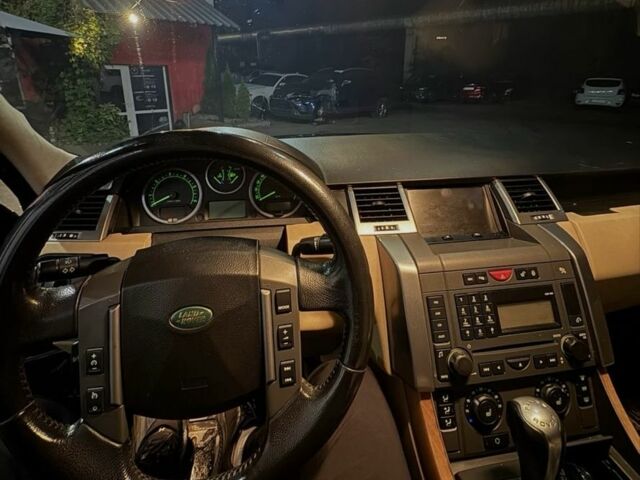 Ленд Ровер Рендж Ровер 2006 в Борисполе на Automoto.ua Черный Ленд Ровер Рендж Ровер, объемом двигателя 2.7 л и пробегом 2 тыс. км за 5199 $, фото 4 на Automoto.ua