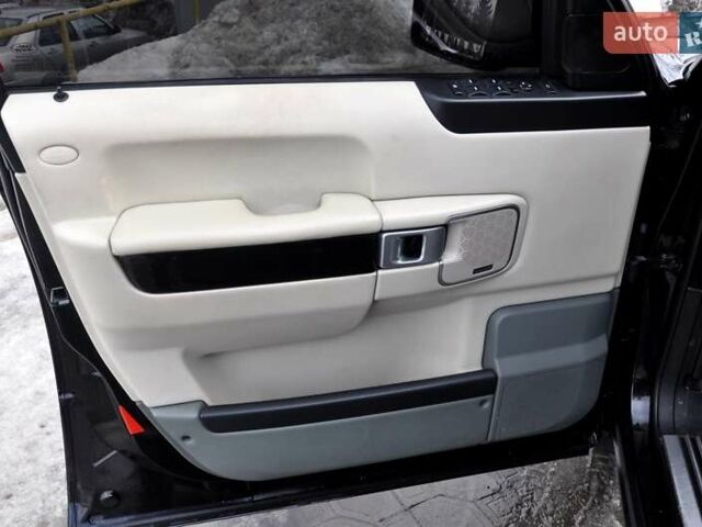 Чорний Ленд Ровер Рендж Ровер, об'ємом двигуна 3.6 л та пробігом 385 тис. км за 13500 $, фото 13 на Automoto.ua