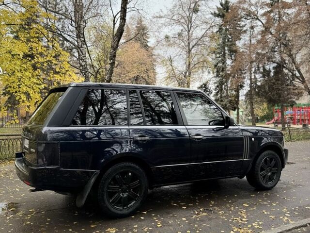Черный Ленд Ровер Рендж Ровер, объемом двигателя 3 л и пробегом 400 тыс. км за 7000 $, фото 2 на Automoto.ua