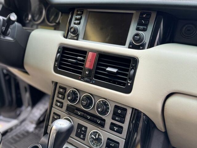 Черный Ленд Ровер Рендж Ровер, объемом двигателя 3 л и пробегом 400 тыс. км за 7000 $, фото 20 на Automoto.ua