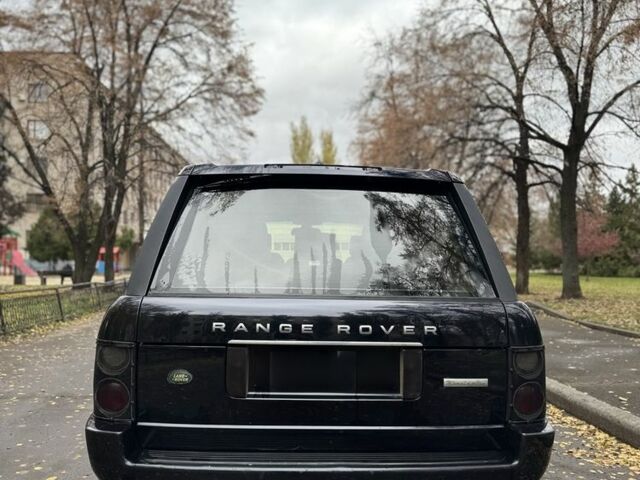 Черный Ленд Ровер Рендж Ровер, объемом двигателя 3 л и пробегом 400 тыс. км за 7000 $, фото 4 на Automoto.ua