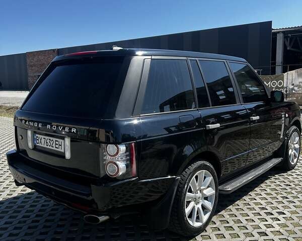 Ленд Ровер Рендж Ровер 2006 у Хмельницькому на Automoto.ua Чорний Ленд Ровер Рендж Ровер, об'ємом двигуна 4.4 л та пробігом 160 тис. км за 10000 $, фото 10 на Automoto.ua