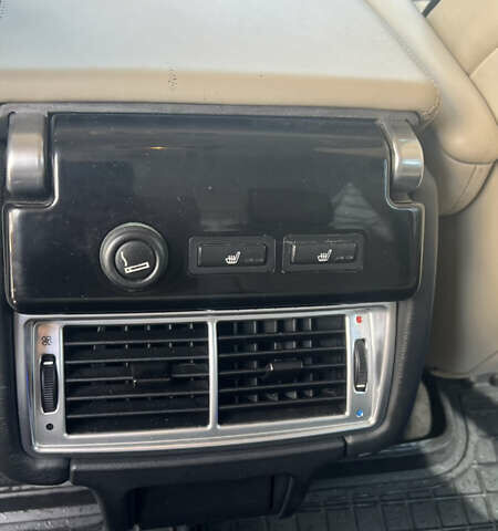 Черный Ленд Ровер Рендж Ровер, объемом двигателя 4.2 л и пробегом 300 тыс. км за 9499 $, фото 7 на Automoto.ua