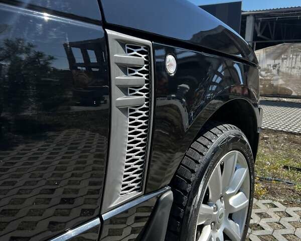 Ленд Ровер Рендж Ровер 2006 у Хмельницькому на Automoto.ua Чорний Ленд Ровер Рендж Ровер, об'ємом двигуна 4.4 л та пробігом 160 тис. км за 10000 $, фото 31 на Automoto.ua