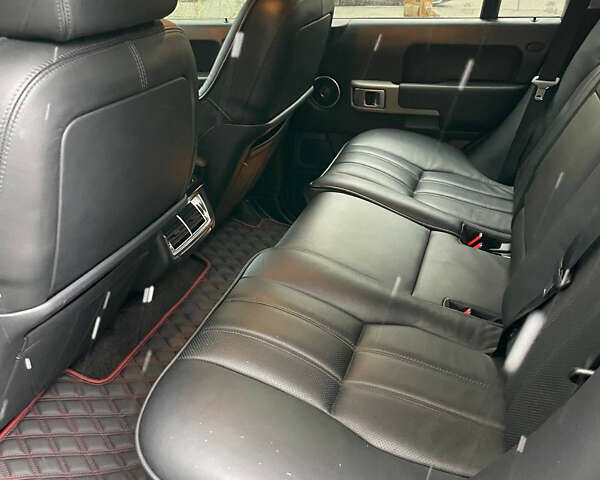 Чорний Ленд Ровер Рендж Ровер, об'ємом двигуна 4.2 л та пробігом 169 тис. км за 14000 $, фото 2 на Automoto.ua