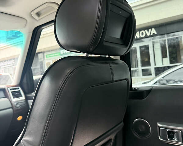 Черный Ленд Ровер Рендж Ровер, объемом двигателя 4.4 л и пробегом 166 тыс. км за 10900 $, фото 55 на Automoto.ua