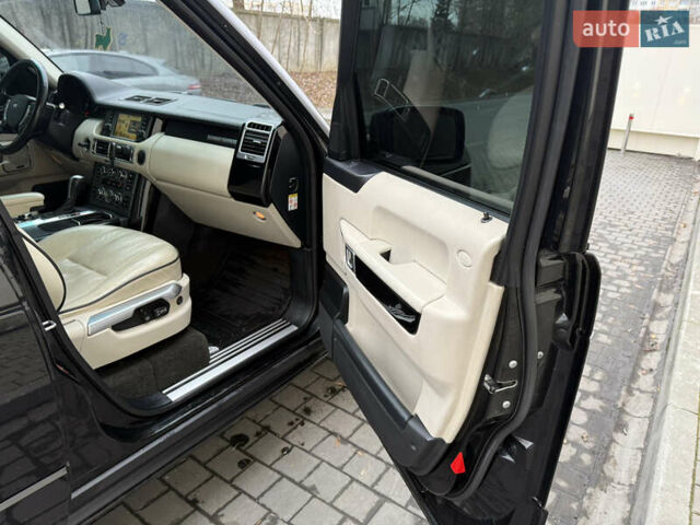 Чорний Ленд Ровер Рендж Ровер, об'ємом двигуна 4.2 л та пробігом 266 тис. км за 12500 $, фото 41 на Automoto.ua
