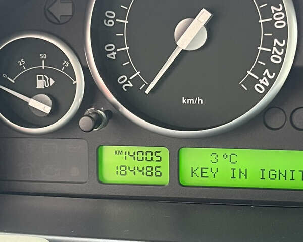 Черный Ленд Ровер Рендж Ровер, объемом двигателя 4.2 л и пробегом 184 тыс. км за 10000 $, фото 22 на Automoto.ua