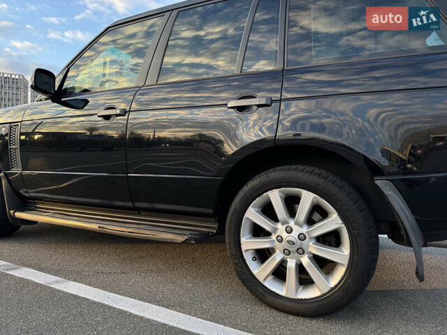 Черный Ленд Ровер Рендж Ровер, объемом двигателя 4.2 л и пробегом 184 тыс. км за 10000 $, фото 13 на Automoto.ua