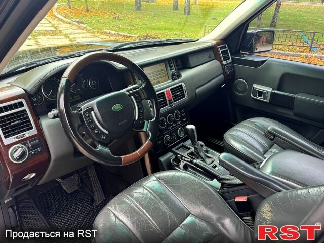 Чорний Ленд Ровер Рендж Ровер, об'ємом двигуна 4.4 л та пробігом 322 тис. км за 10500 $, фото 6 на Automoto.ua