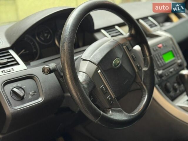 Чорний Ленд Ровер Рендж Ровер, об'ємом двигуна 2.72 л та пробігом 376 тис. км за 4900 $, фото 6 на Automoto.ua