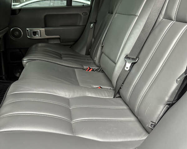 Черный Ленд Ровер Рендж Ровер, объемом двигателя 4.4 л и пробегом 166 тыс. км за 10900 $, фото 56 на Automoto.ua