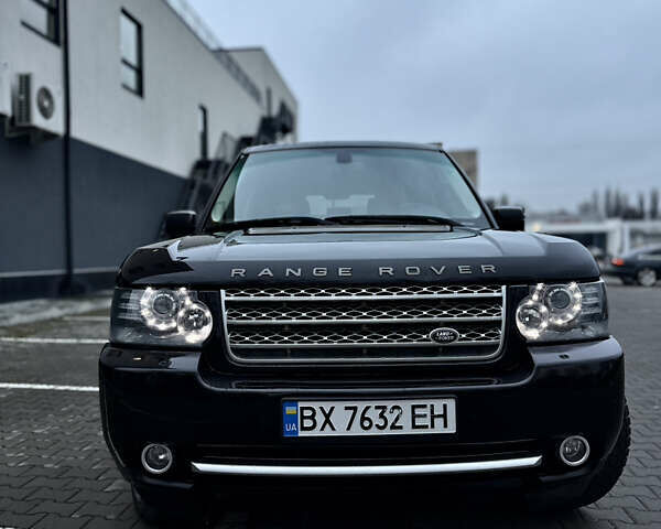 Черный Ленд Ровер Рендж Ровер, объемом двигателя 4.4 л и пробегом 166 тыс. км за 10900 $, фото 1 на Automoto.ua
