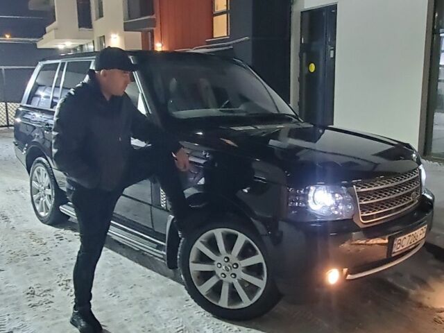 Чорний Ленд Ровер Рендж Ровер, об'ємом двигуна 4.4 л та пробігом 289 тис. км за 17999 $, фото 1 на Automoto.ua
