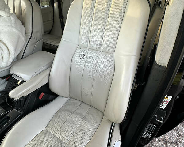 Чорний Ленд Ровер Рендж Ровер, об'ємом двигуна 4.2 л та пробігом 190 тис. км за 8500 $, фото 18 на Automoto.ua