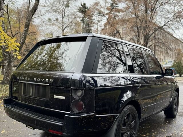 Черный Ленд Ровер Рендж Ровер, объемом двигателя 3 л и пробегом 400 тыс. км за 7000 $, фото 3 на Automoto.ua