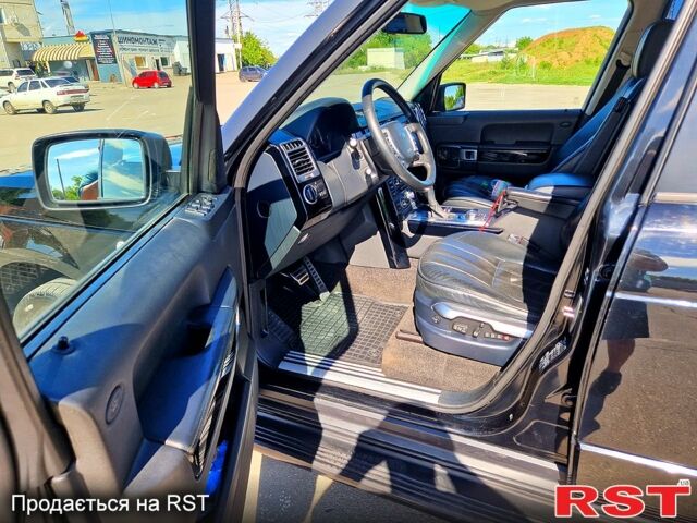 Черный Ленд Ровер Рендж Ровер, объемом двигателя 4.2 л и пробегом 204 тыс. км за 12500 $, фото 7 на Automoto.ua