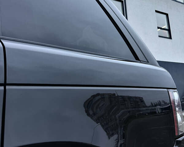 Черный Ленд Ровер Рендж Ровер, объемом двигателя 4.4 л и пробегом 166 тыс. км за 10900 $, фото 12 на Automoto.ua