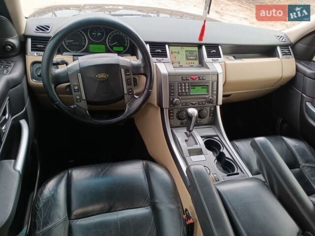 Чорний Ленд Ровер Рендж Ровер, об'ємом двигуна 2.72 л та пробігом 280 тис. км за 9100 $, фото 9 на Automoto.ua