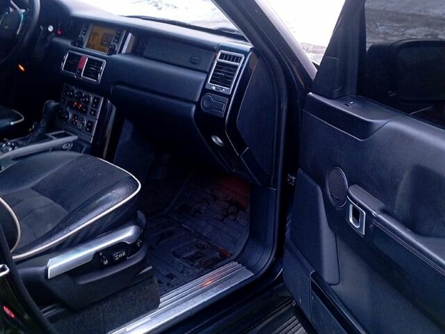 Чорний Ленд Ровер Рендж Ровер, об'ємом двигуна 4.2 л та пробігом 28000 тис. км за 10500 $, фото 12 на Automoto.ua