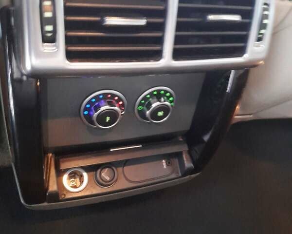 Черный Ленд Ровер Рендж Ровер, объемом двигателя 3.6 л и пробегом 385 тыс. км за 14200 $, фото 17 на Automoto.ua