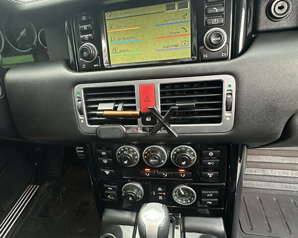 Чорний Ленд Ровер Рендж Ровер, об'ємом двигуна 4.2 л та пробігом 309 тис. км за 8999 $, фото 12 на Automoto.ua