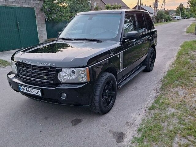 Чорний Ленд Ровер Рендж Ровер, об'ємом двигуна 4.2 л та пробігом 325 тис. км за 8200 $, фото 2 на Automoto.ua