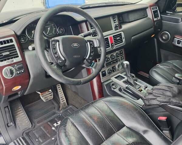 Чорний Ленд Ровер Рендж Ровер, об'ємом двигуна 4.2 л та пробігом 380 тис. км за 10700 $, фото 8 на Automoto.ua