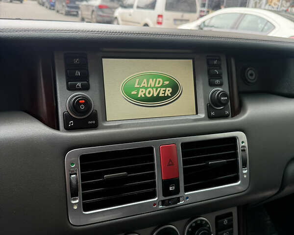 Черный Ленд Ровер Рендж Ровер, объемом двигателя 4.4 л и пробегом 166 тыс. км за 10900 $, фото 52 на Automoto.ua