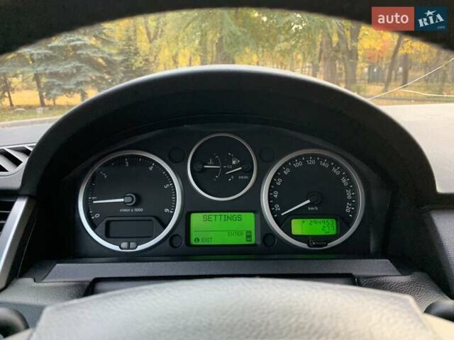 Чорний Ленд Ровер Рендж Ровер, об'ємом двигуна 2.72 л та пробігом 290 тис. км за 9999 $, фото 32 на Automoto.ua