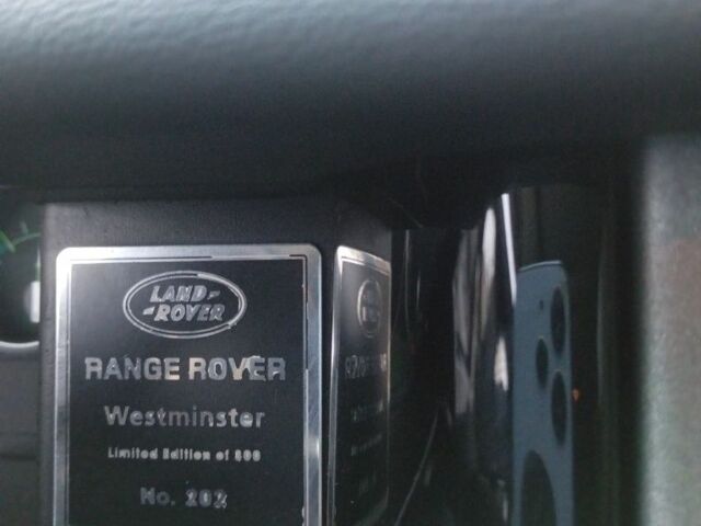 Черный Ленд Ровер Рендж Ровер, объемом двигателя 4.2 л и пробегом 280 тыс. км за 10500 $, фото 12 на Automoto.ua
