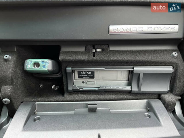 Чорний Ленд Ровер Рендж Ровер, об'ємом двигуна 4.2 л та пробігом 169 тис. км за 14999 $, фото 18 на Automoto.ua