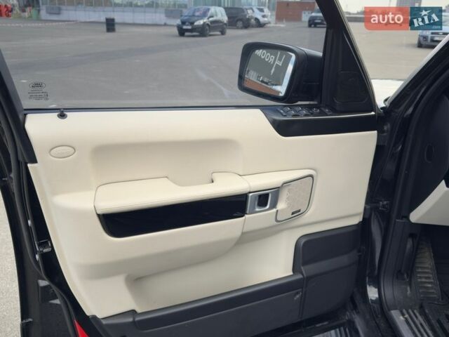 Чорний Ленд Ровер Рендж Ровер, об'ємом двигуна 4.2 л та пробігом 284 тис. км за 11900 $, фото 9 на Automoto.ua