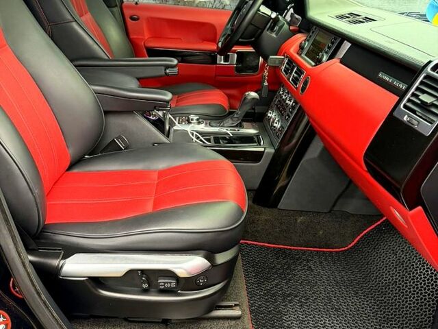 Черный Ленд Ровер Рендж Ровер, объемом двигателя 4.2 л и пробегом 250 тыс. км за 13000 $, фото 1 на Automoto.ua