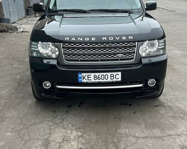 Черный Ленд Ровер Рендж Ровер, объемом двигателя 4.2 л и пробегом 235 тыс. км за 12000 $, фото 12 на Automoto.ua