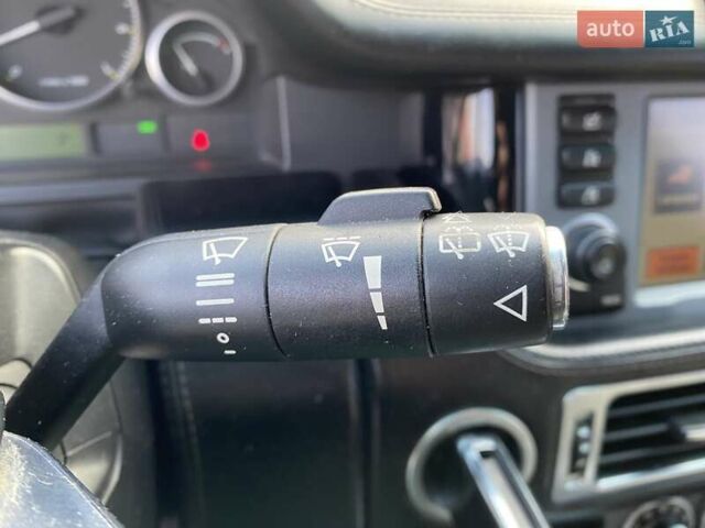 Чорний Ленд Ровер Рендж Ровер, об'ємом двигуна 4.2 л та пробігом 238 тис. км за 11000 $, фото 25 на Automoto.ua