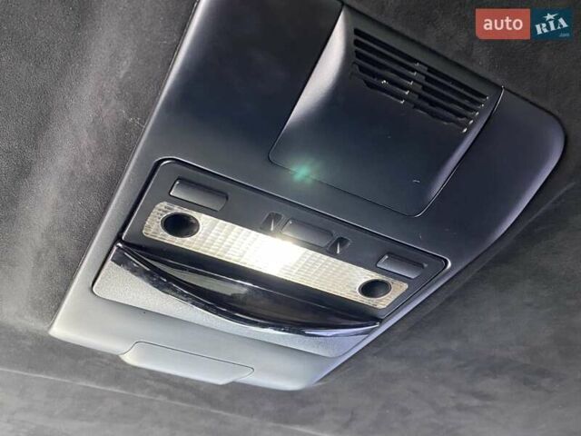 Чорний Ленд Ровер Рендж Ровер, об'ємом двигуна 4.2 л та пробігом 238 тис. км за 11000 $, фото 40 на Automoto.ua