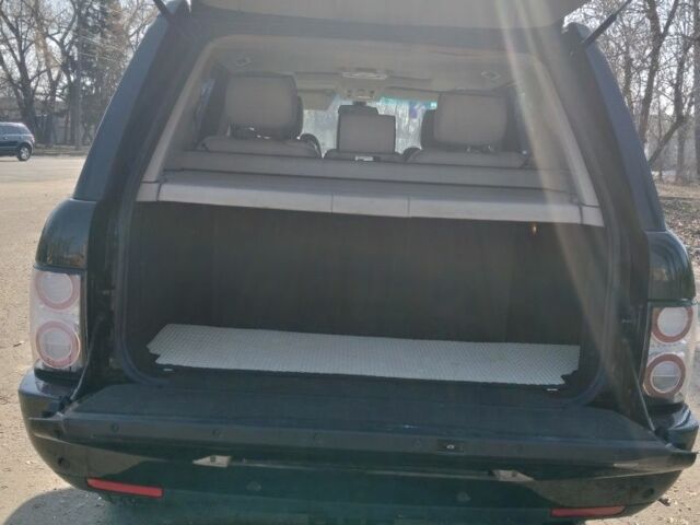 Черный Ленд Ровер Рендж Ровер, объемом двигателя 4.4 л и пробегом 265 тыс. км за 7200 $, фото 11 на Automoto.ua