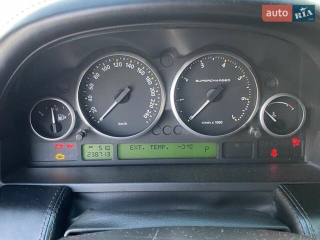 Чорний Ленд Ровер Рендж Ровер, об'ємом двигуна 4.2 л та пробігом 238 тис. км за 11000 $, фото 22 на Automoto.ua